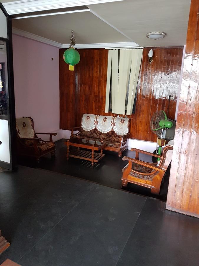 Hotel Boban Plaza Thiruvananthapuram Buitenkant foto