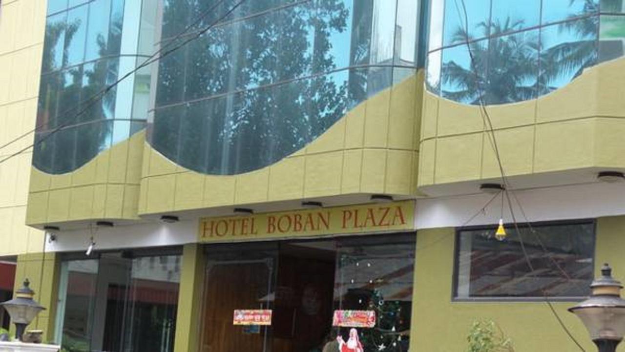 Hotel Boban Plaza Thiruvananthapuram Buitenkant foto
